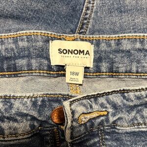 Sonoma Plus Size 18 straight leg Jean